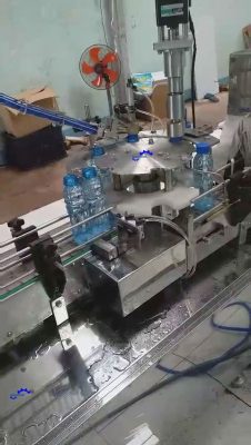 dây chuyền sản xuất nước uống đóng chai