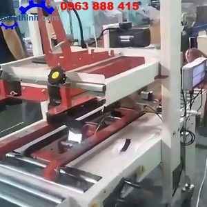 Máy dán thùng carton