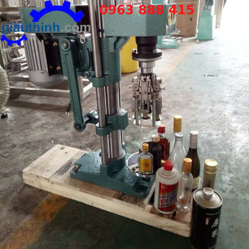 Máy đóng nắp chai rượu