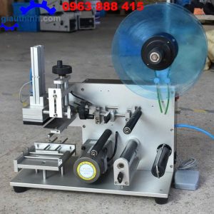 Máy dán nhãn chai dẹp