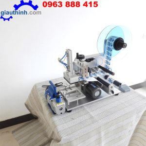 Máy dán nhãn chai vuông