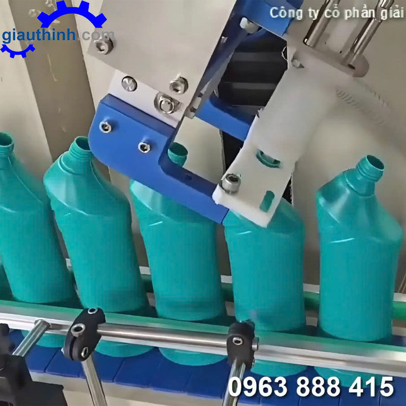 Máy chiết rót tự động