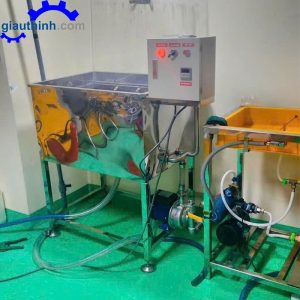 Máy súc rửa chai lọ