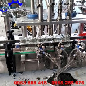 Máy chiết rót 4 vòi tự động