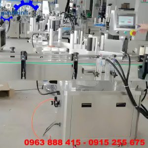 Máy dán nhãn chai lọ
