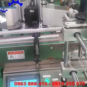 Máy dán nhãn lọ thuốc