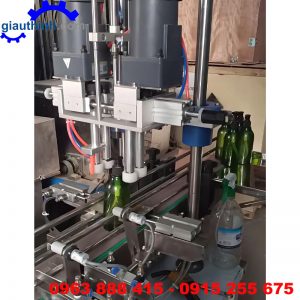 Máy đóng nắp chai tự động